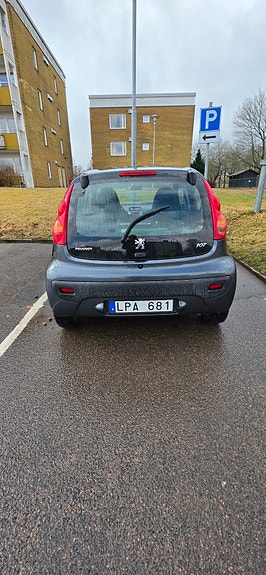 Peugeot 107 4 of 5