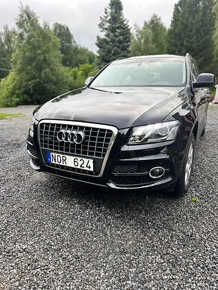 Audi Q5 2 of 4