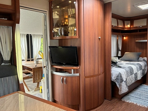 Hobby 560 WLU PRESTIGE Longbed 2011 16 of 24