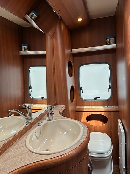 Hobby 560 WLU PRESTIGE Longbed 2011 15 of 24