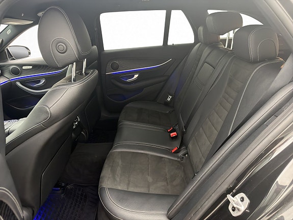 Mercedes-Benz E300 24 of 30