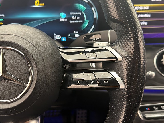Mercedes-Benz E300 15 of 30