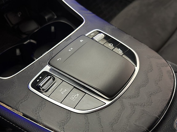 Mercedes-Benz E300 23 of 30