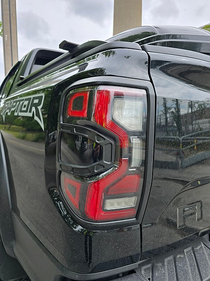 Ford Ranger Raptor 6 of 9