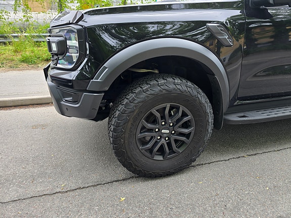 Ford Ranger Raptor 4 of 5