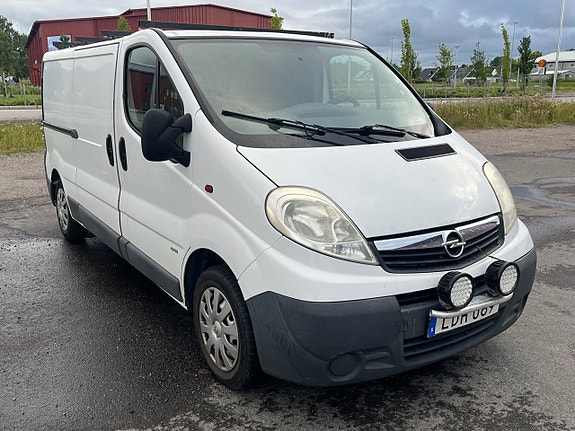 Opel Vivaro 7 of 10