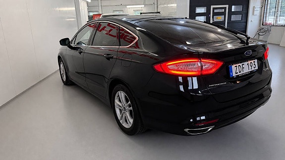 Ford Mondeo 4 of 5
