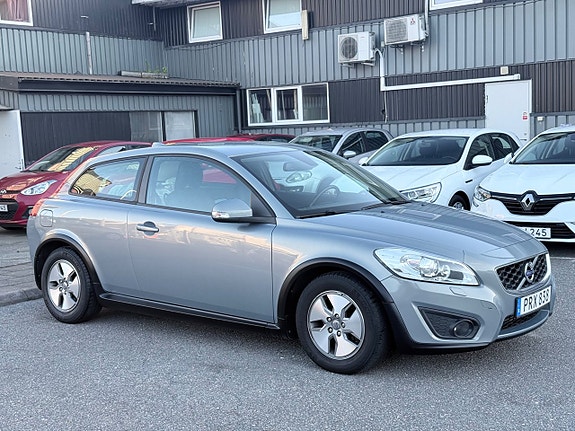 Volvo C30 2 of 9