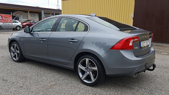Volvo S60 7 of 27
