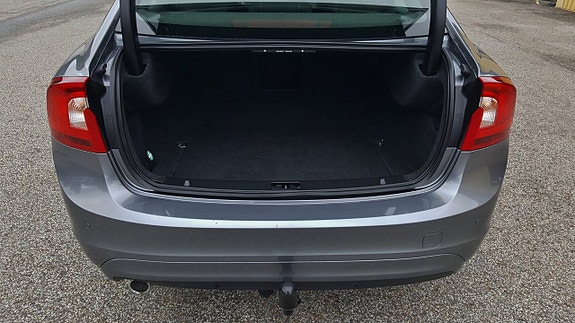 Volvo S60 10 of 27