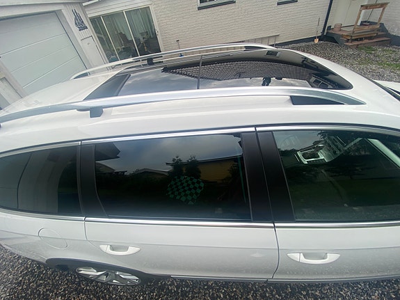 Volkswagen Passat Alltrack 5 of 11