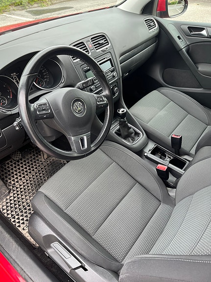 Volkswagen Golf VI 4 of 5