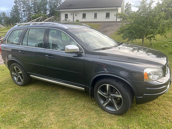 Volvo XC90 4 of 5