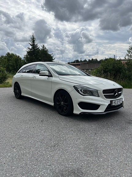 Mercedes-Benz CLA220 d 3 of 17