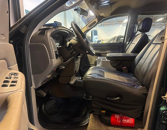 Dodge RAM 1500 16 of 22