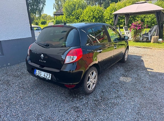 Renault Clio 3 of 5