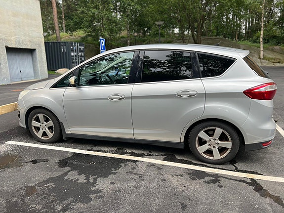 Ford C-Max 3 of 9