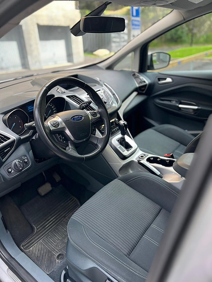 Ford C-Max 5 of 9