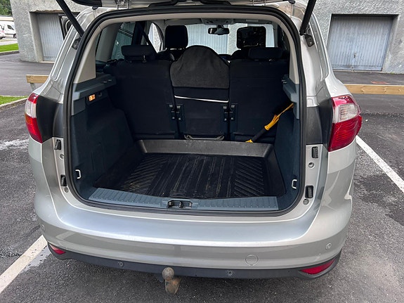 Ford C-Max 9 of 9