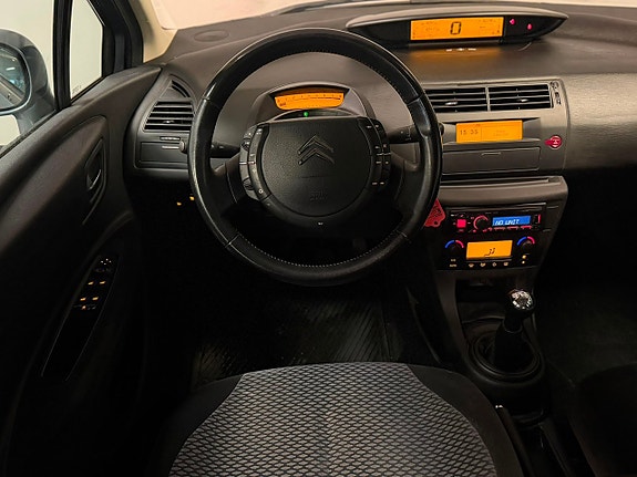 Citroen C4 11 of 16