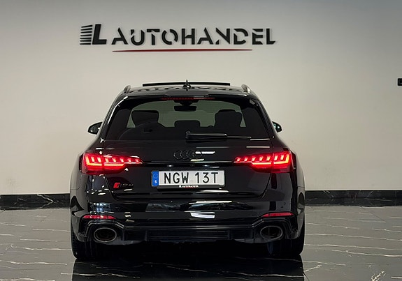 Audi RS4 5 of 30