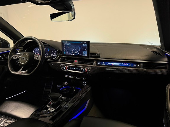 Audi RS4 11 of 30