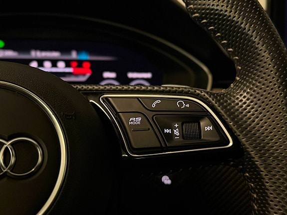 Audi RS4 19 of 30
