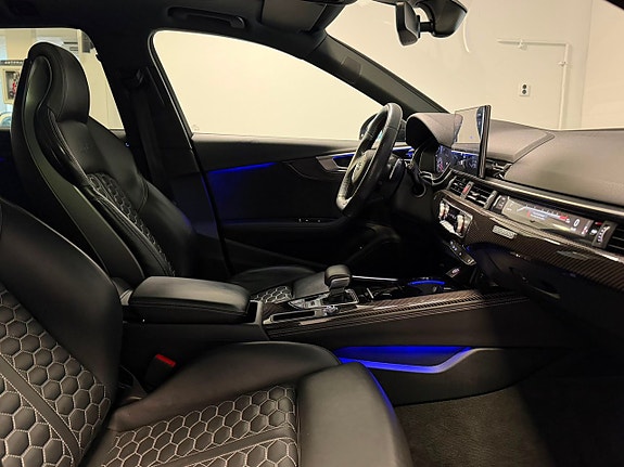 Audi RS4 21 of 30