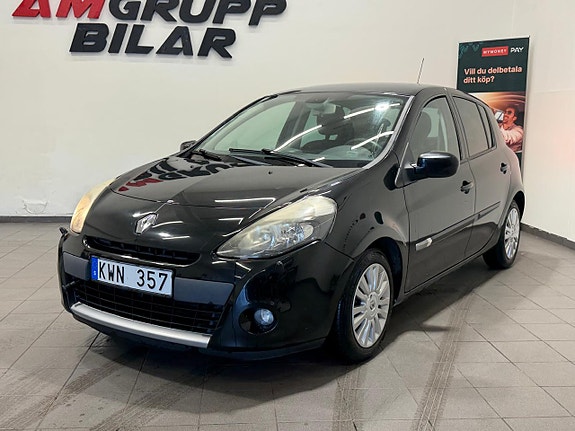 Renault Clio 8 of 14