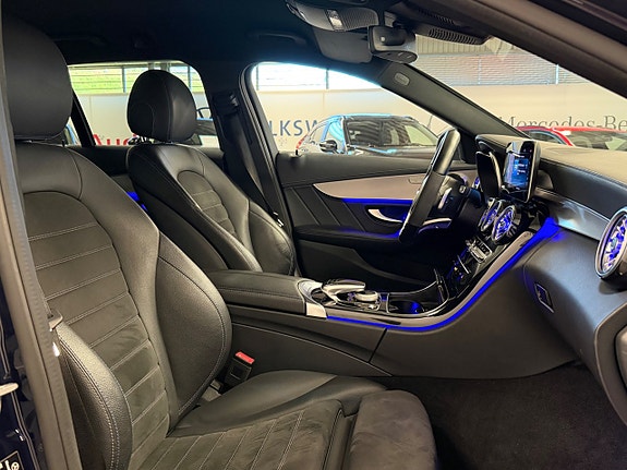 Mercedes-Benz C300 13 of 20