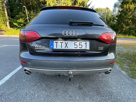 Audi A4 allroad 5 of 5