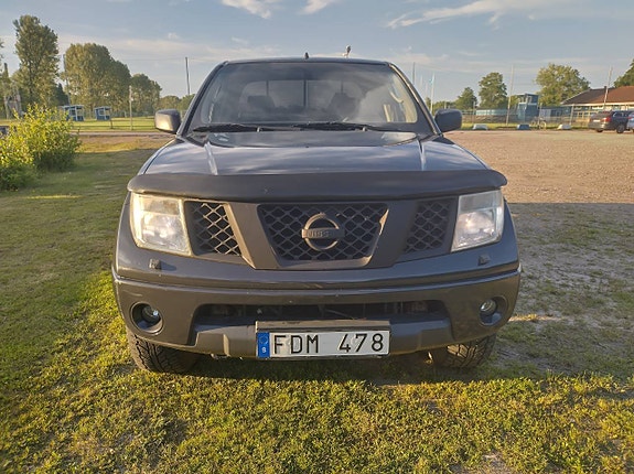 Nissan Navara Dubbelhytt 2.5 dCi 4x4 Euro 4 3 of 9