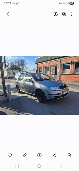 Skoda Fabia 2 of 5