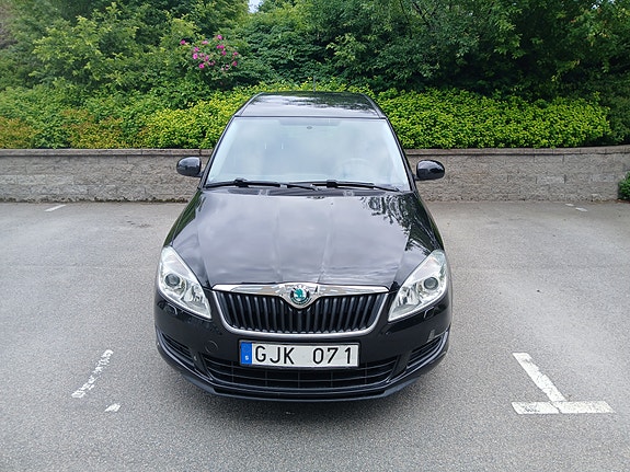 Skoda Roomster 2 of 5