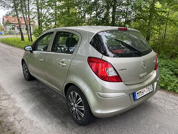 Opel Corsa 8 of 9
