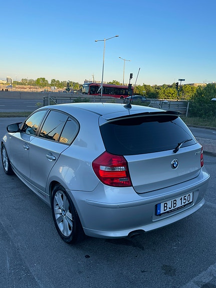 BMW 118d 4 of 9