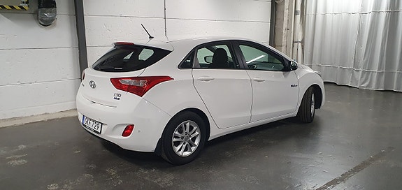 Hyundai i30 5 of 15