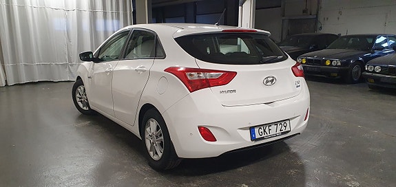 Hyundai i30 6 of 15