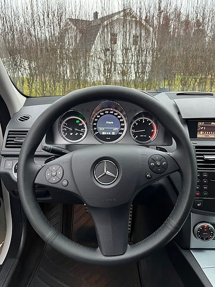 Mercedes-Benz C220 d 18 of 22