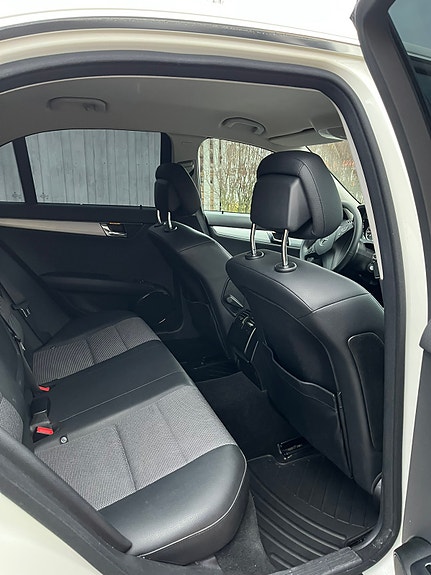 Mercedes-Benz C220 d 21 of 22