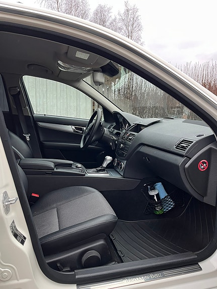 Mercedes-Benz C220 d 14 of 22