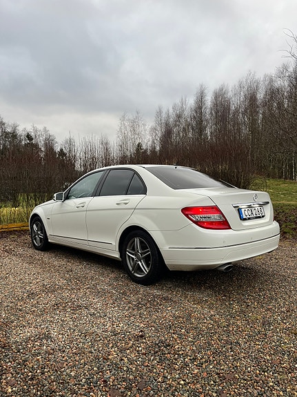 Mercedes-Benz C220 d 7 of 22