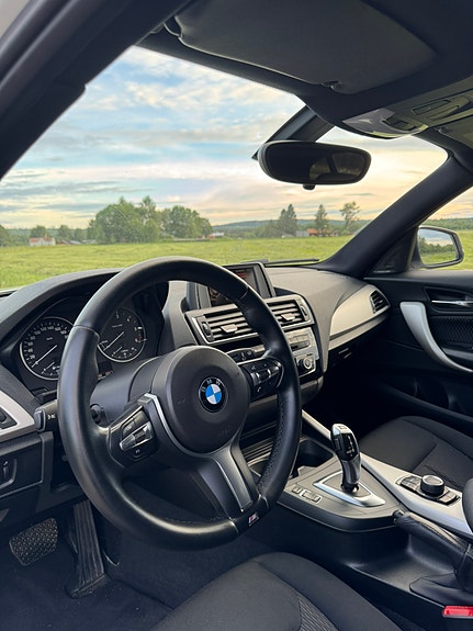 BMW 120d 10 of 16