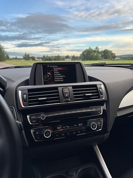 BMW 120d 11 of 16