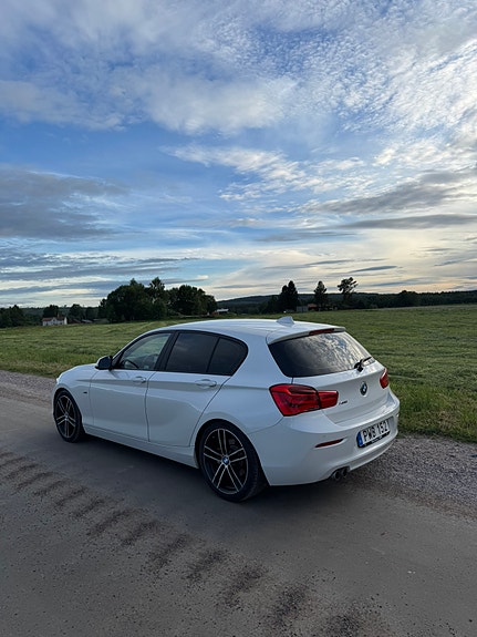 BMW 120d 7 of 16