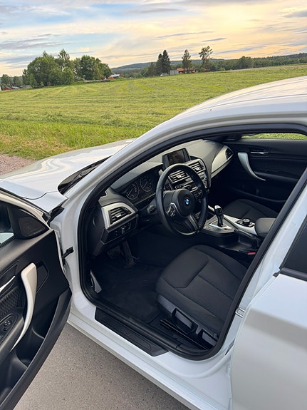 BMW 120d 9 of 16