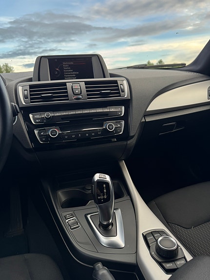 BMW 120d 13 of 16