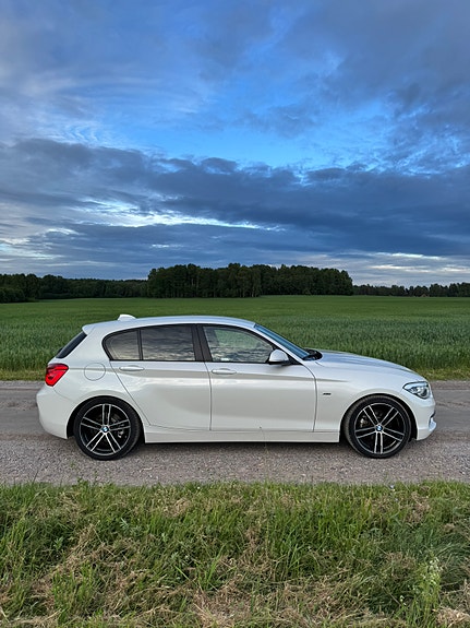 BMW 120d 5 of 5