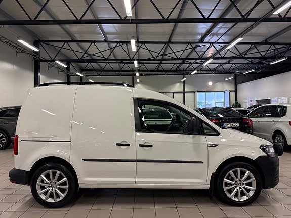 Volkswagen Caddy 10 of 23