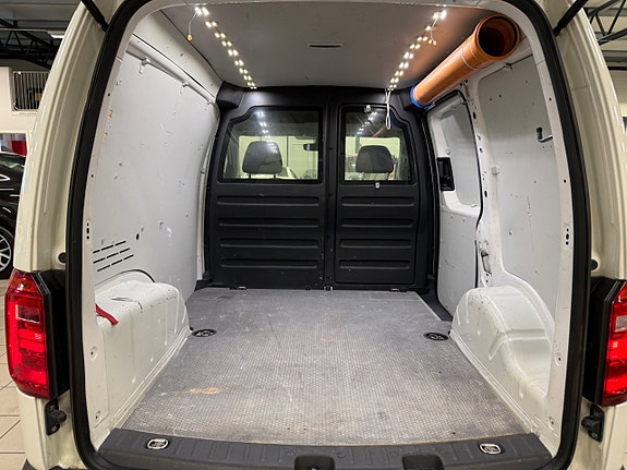 Volkswagen Caddy 15 of 23